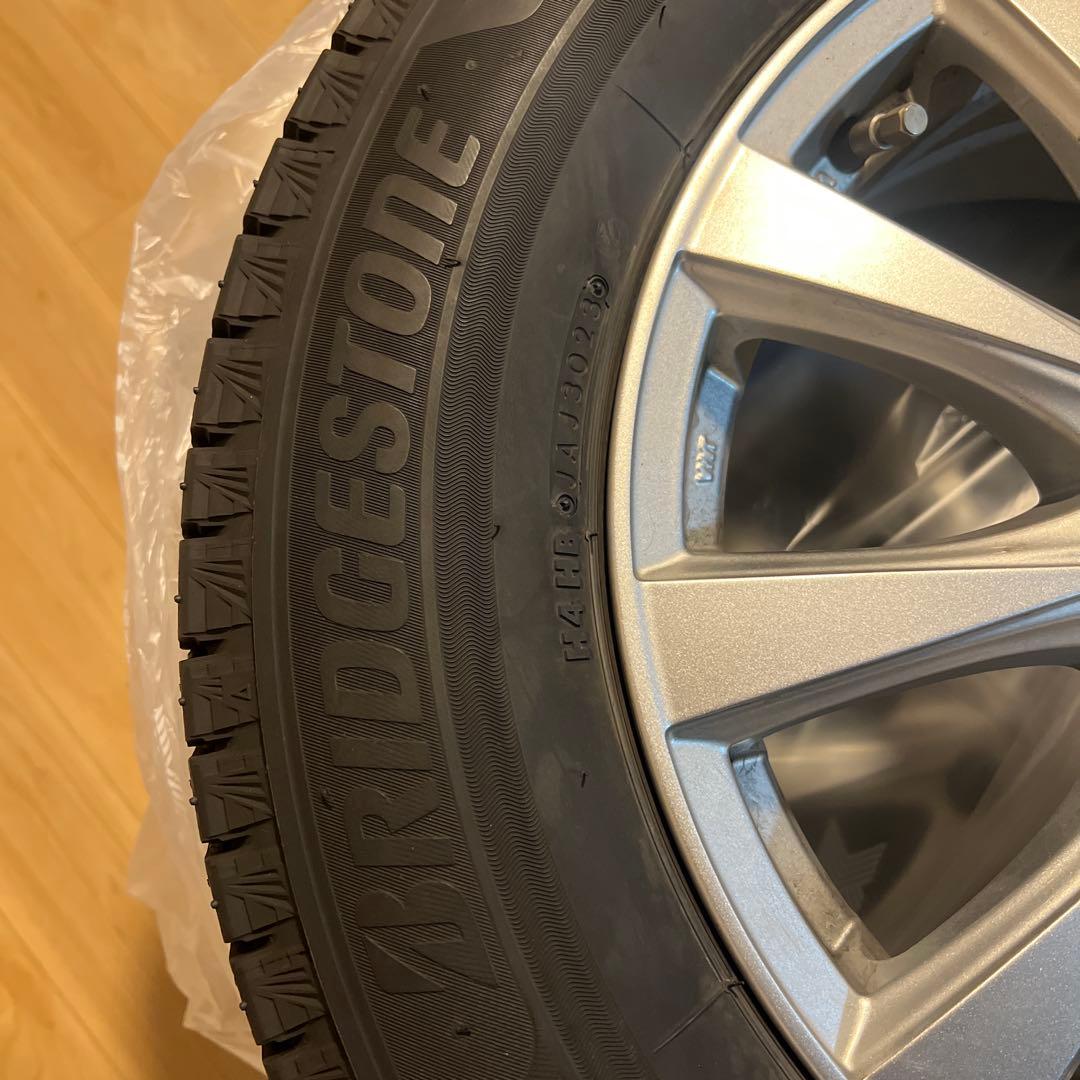 ブリヂストン スタッドレスタイヤ 215/65R16 ホイールセット美品