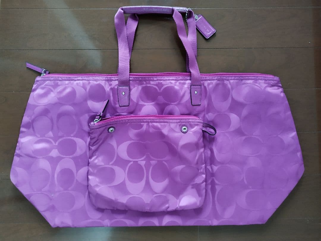 コーチ 新品 トートバッグ ポーチ エコバッグ 折りたたみ シグネチャー