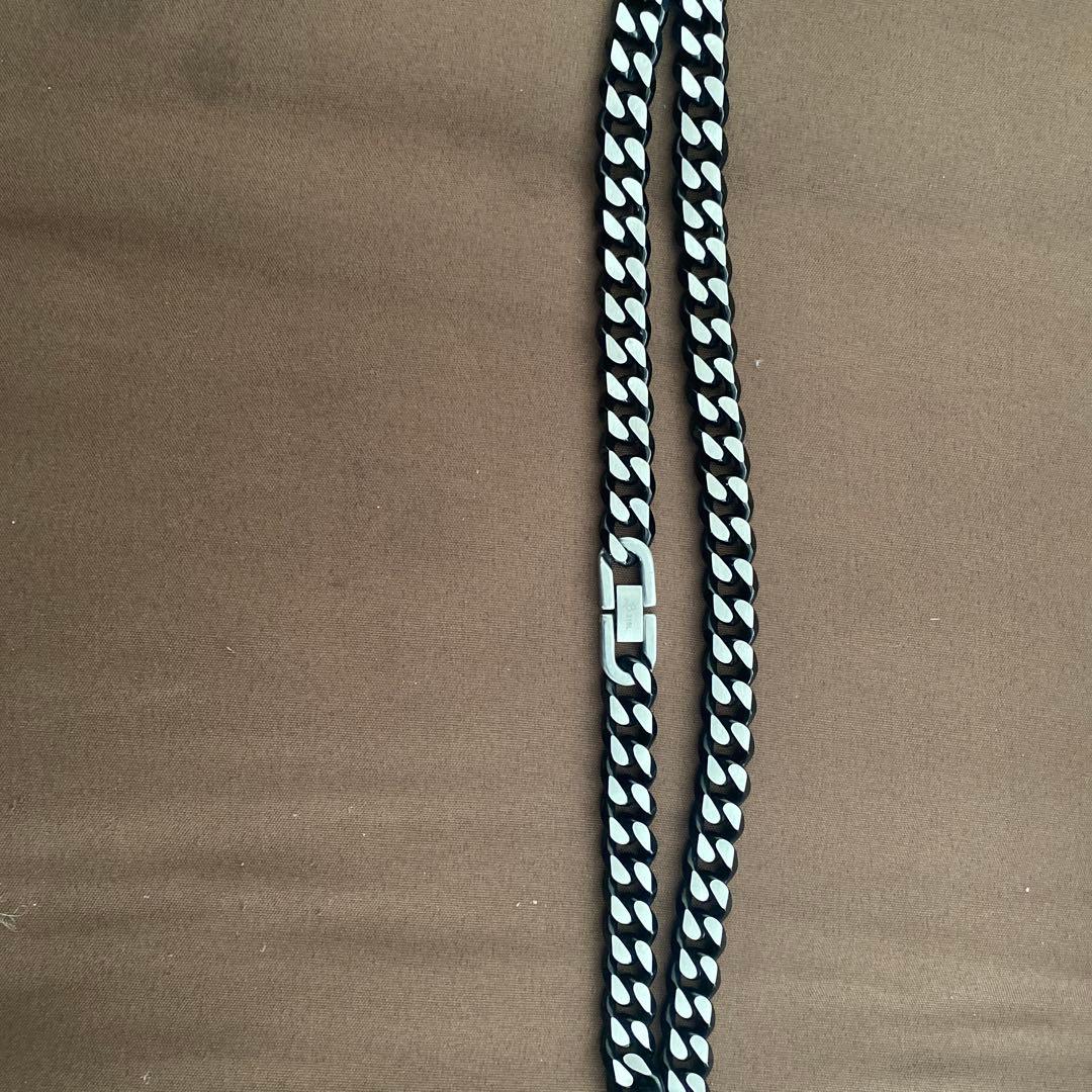 ブラックチェーンネックレス