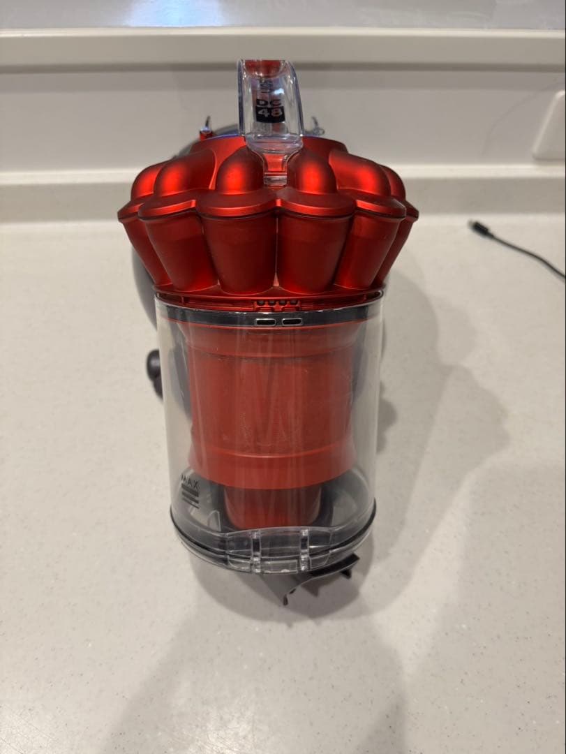 Dyson 電気掃除機DC48