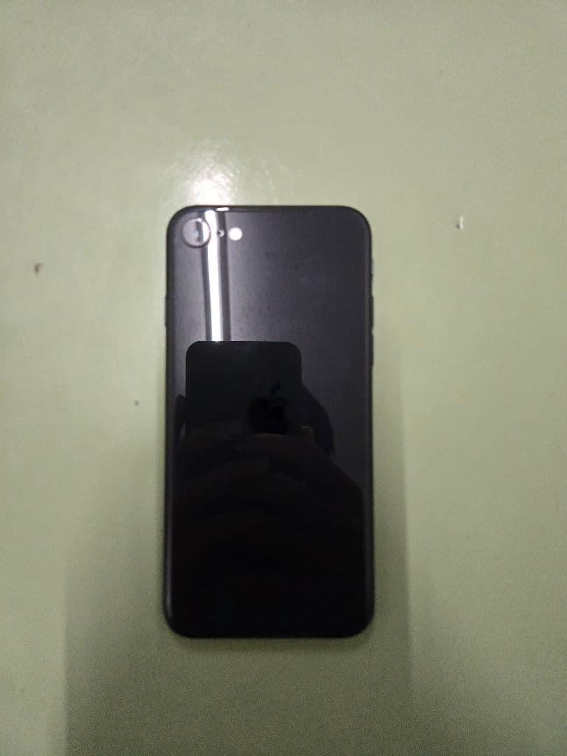 iPhone SE第二世代256GB 100%　 本体