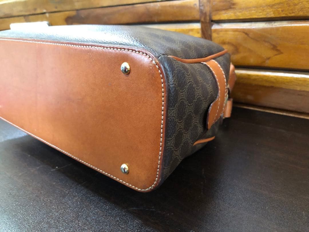 再値下げします。セリーヌのハンドバッグ　ビンテージ物　美品