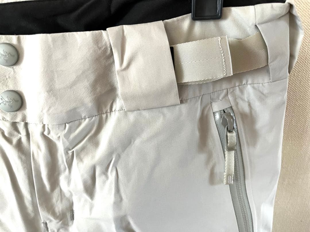 アークテリクス スノーパンツ レディース