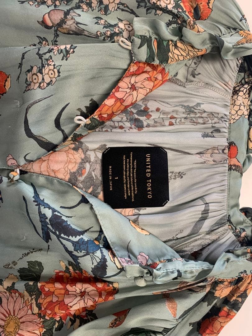 【1/17まで値下げ】美品 UNITED TOKYO 長袖ブラウス　葛飾北斎