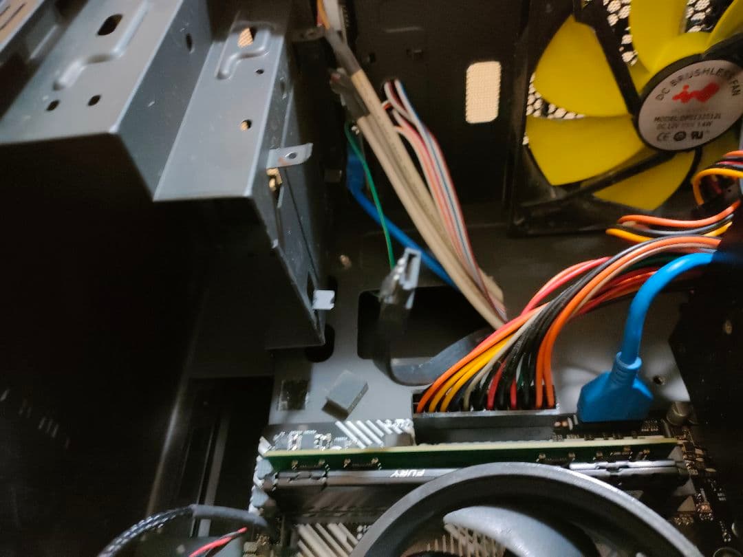 デスクトップpc　ゲーミング