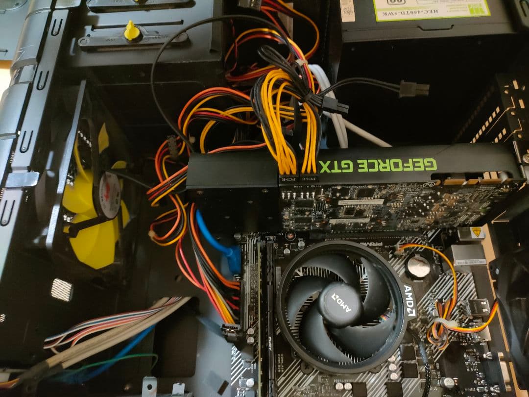 デスクトップpc　ゲーミング