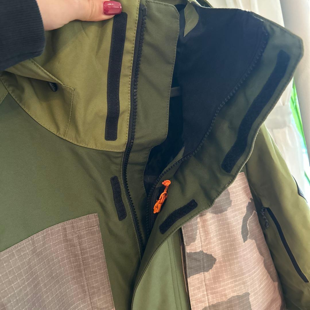 BURTON GORE-TEX オリーブグリーン スノーボードジャケット