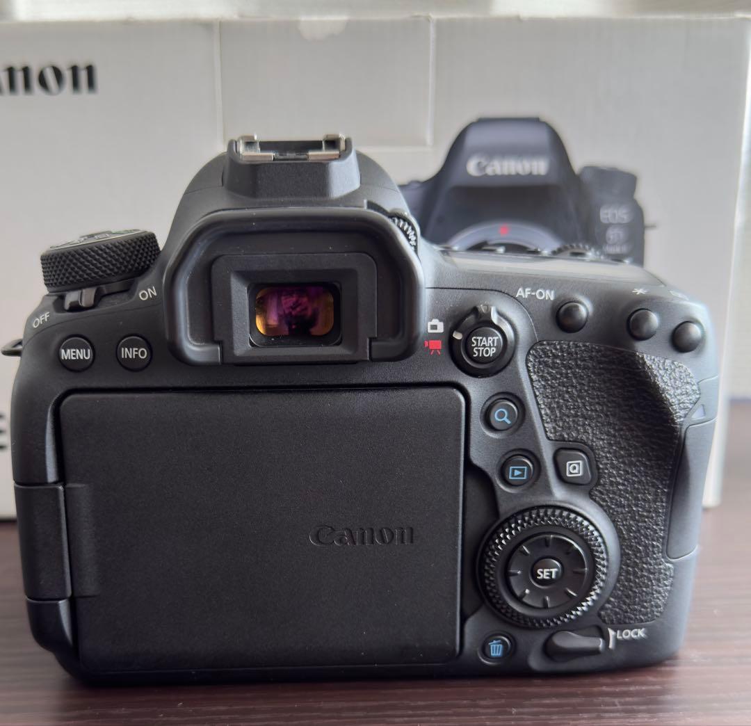 【美品】Canon EOS 6D Mark II ボディ本体