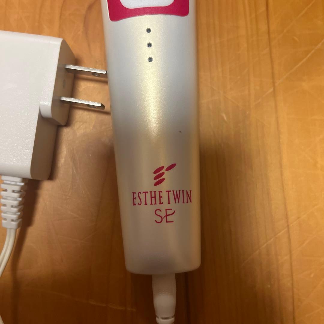 エステツイン SE 美顔器　美容器　ESTHETWIN