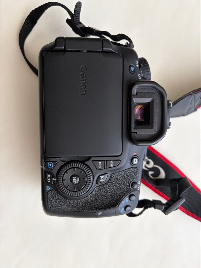 Canon EOS 60D 本体と付属品