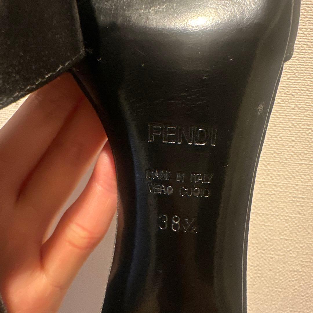 FENDI ブラックサテン ミュール