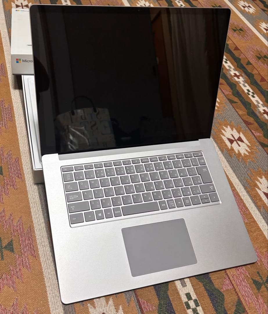 極美品　Surface Laptop 4 AMD Ryzen7 15インチ