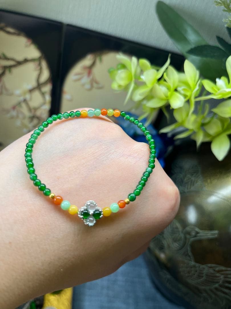 新入荷❣️貴重‼️18kビーズ入り、ロウカン質氷種満陽緑ビーズ&【幸運】四葉草ブレス