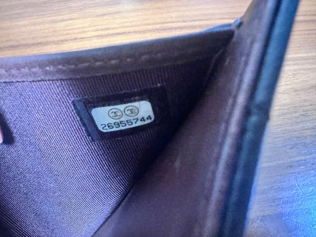 CHANEL ブラック キルティング 三つ折り財布