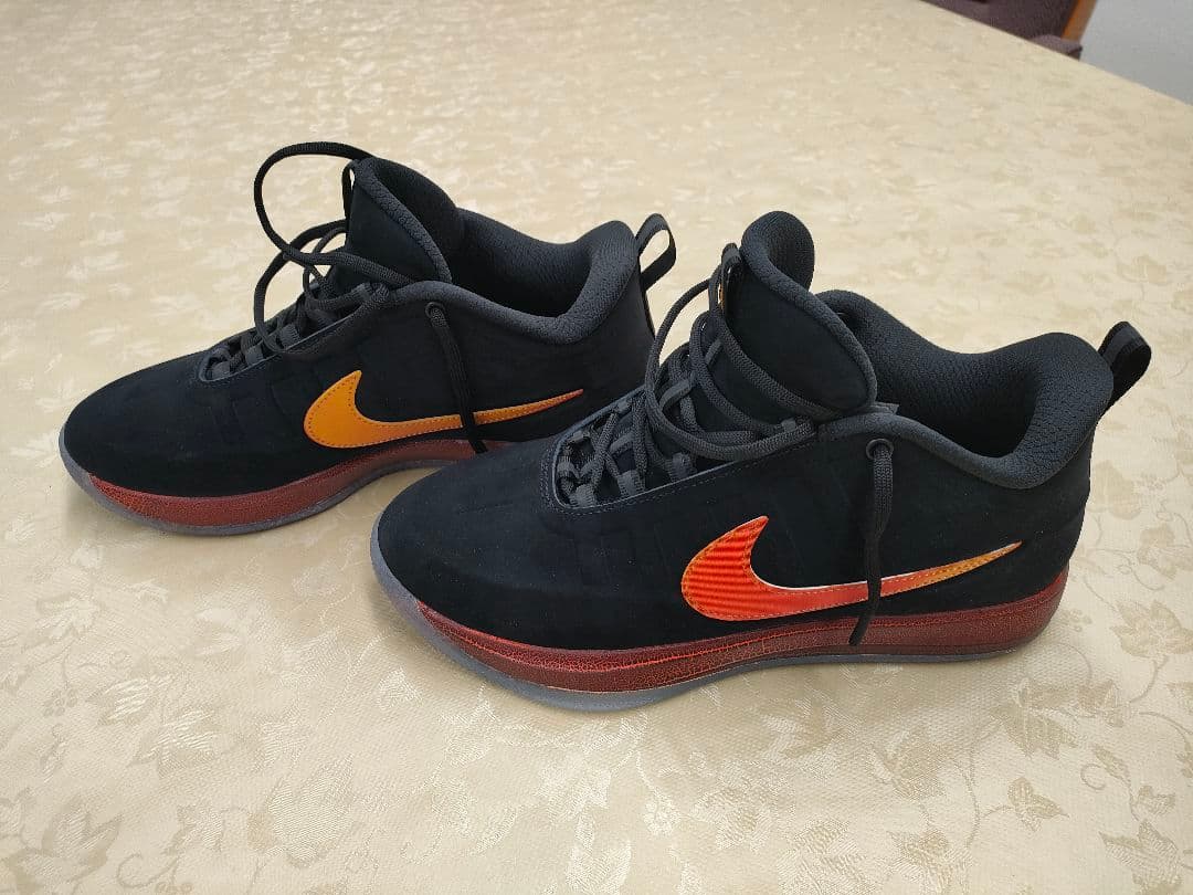 NIKE ブック2 　\"Rising\"EP 27.5cm