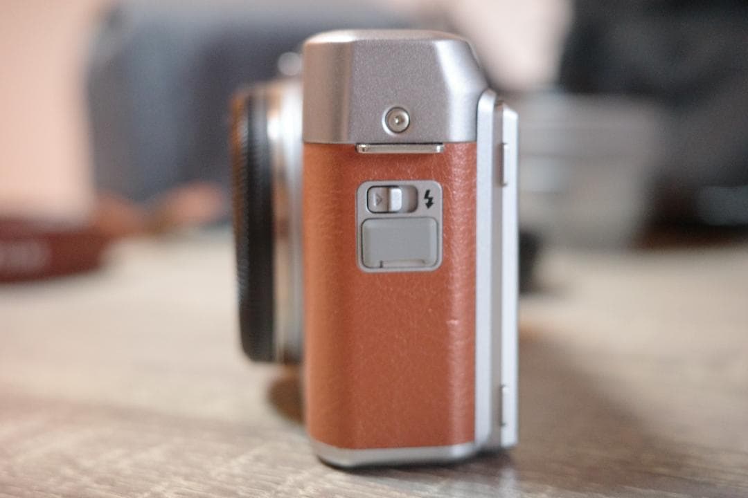 【美品】FUJIFILM X-A5【付属品あり】