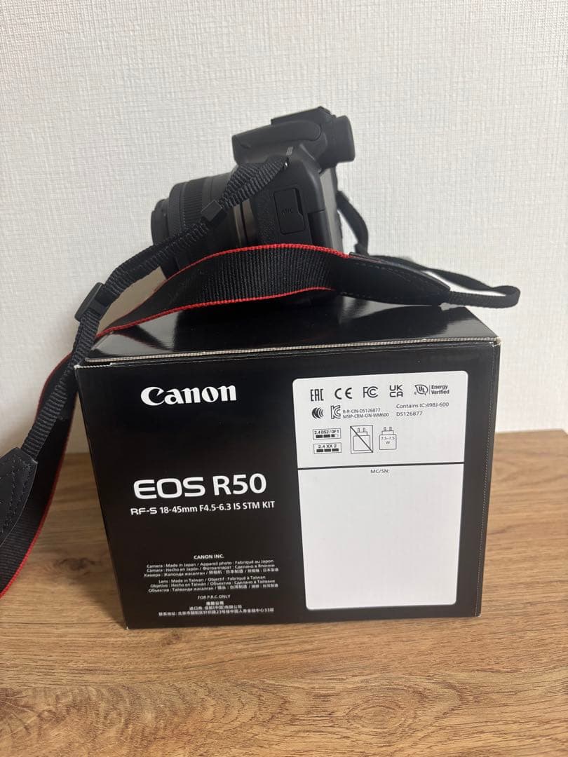 【未使用に近い】Canon EOS R50 RF-S 18-45mm
