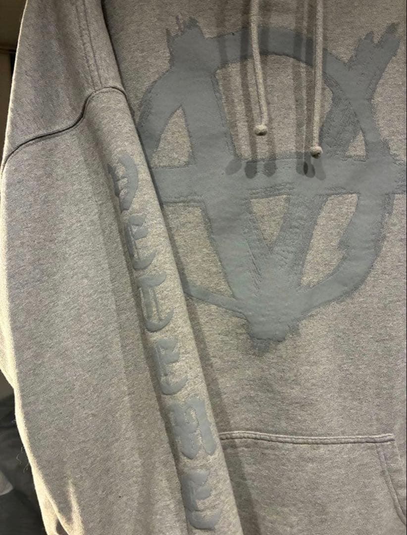 アナーキーシンボルプリント グレーパーカー