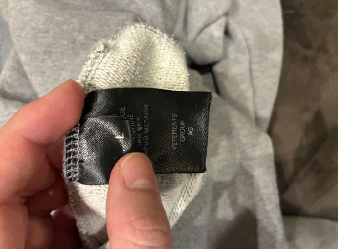 アナーキーシンボルプリント グレーパーカー