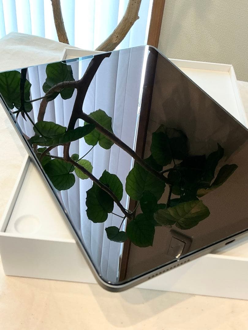 iPad Air 第5世代　Wi-Fi 2026年1月まで保証有り