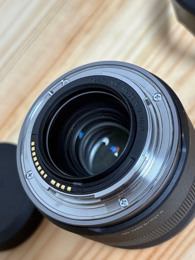 Canon RF 35mm F1.8 MACRO IS STM キヤノン