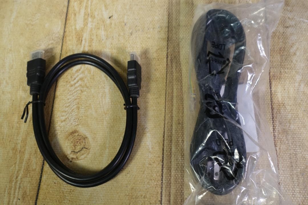 Dell S2722QC 27インチ 4K モニター 23年製