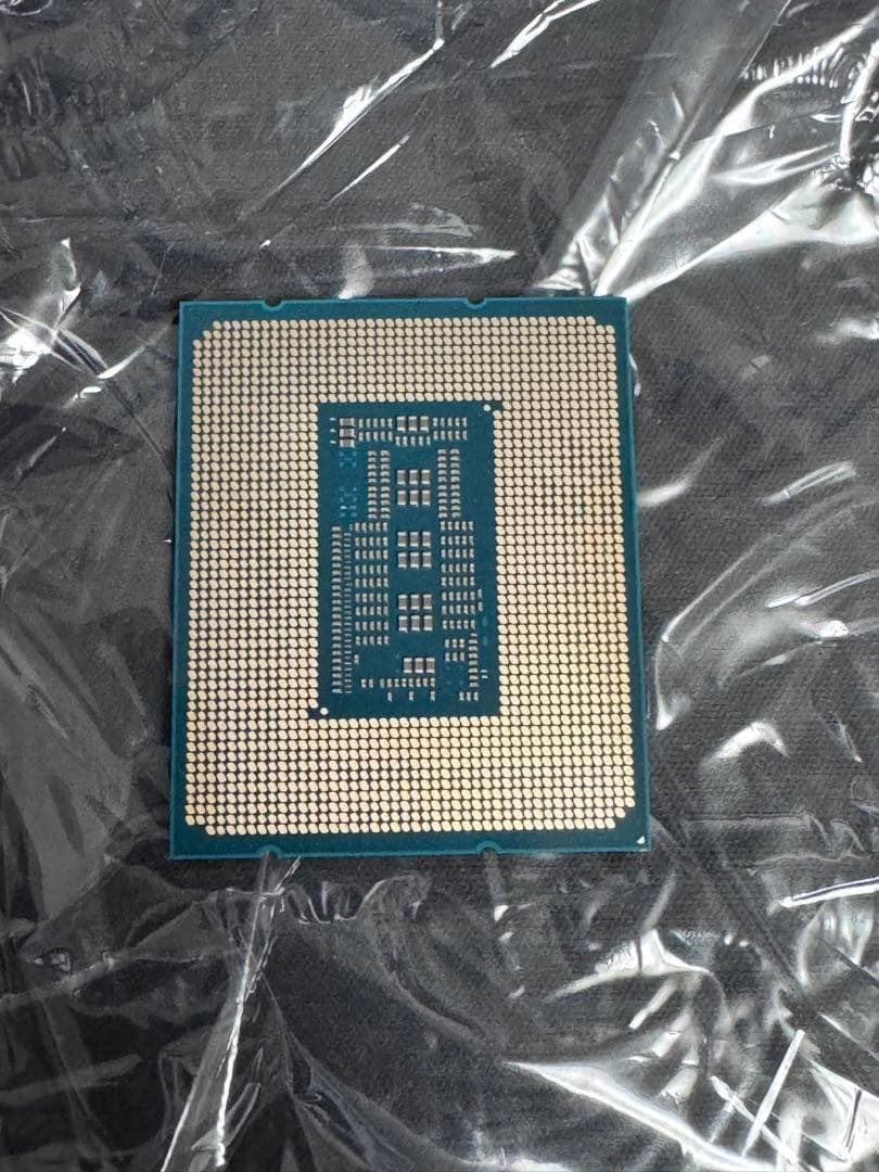 Intel Core i7-13700F 動作未確認のためジャンク品CPUのみ