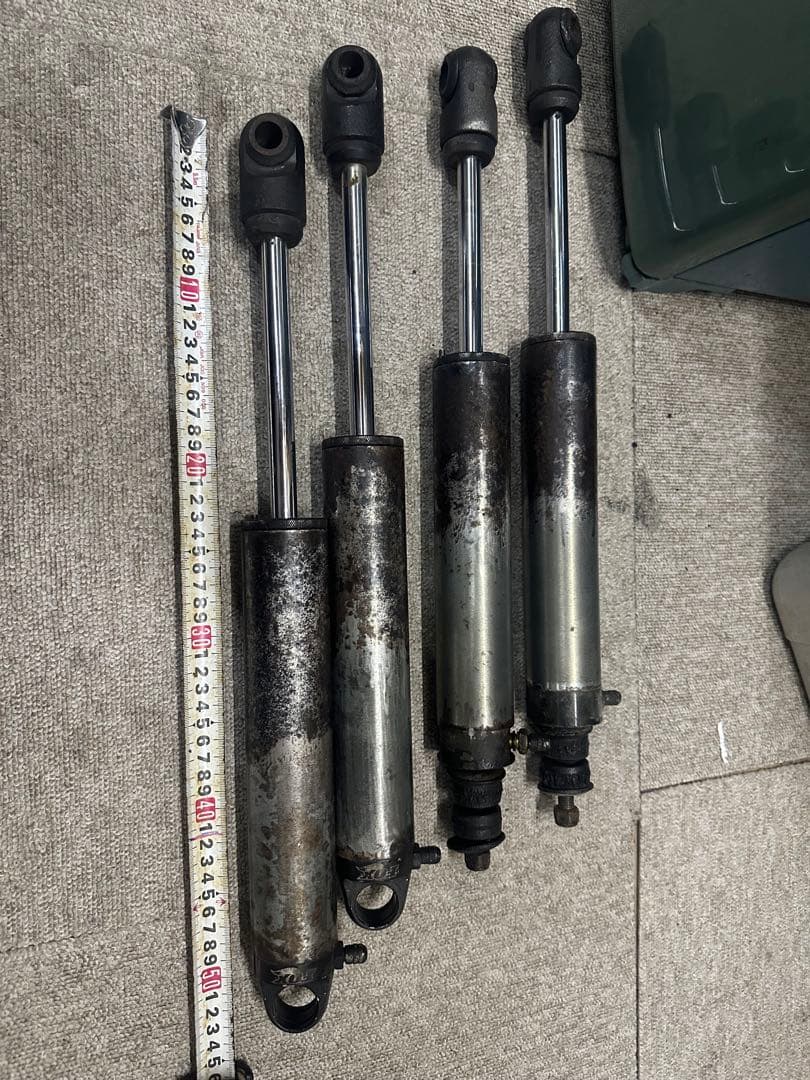 n*s様 JA11 ジムニー　fox ショックアブソーバー　希少