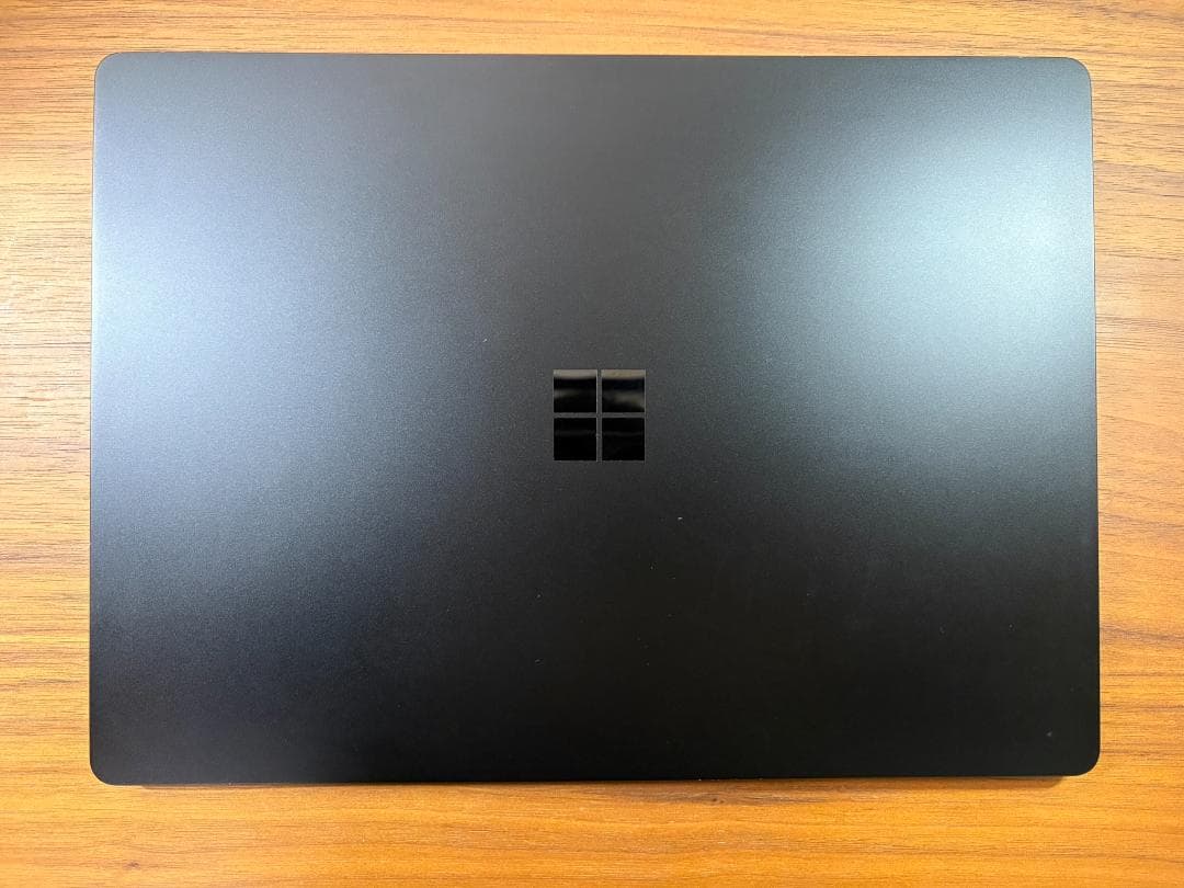 Microsoft Surface Laptop2 Officeあり