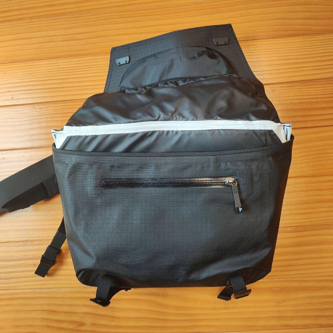 Arc'teryx アークテリクス　グランヴィル10 クーリエ　バッグ　ブラック