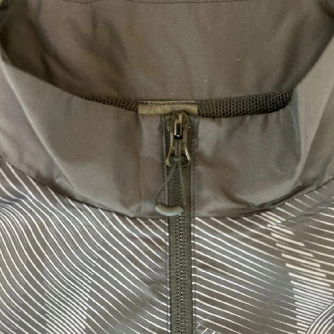 アシックス　 裏メッシュグラフィックウインドブレーカー　ジャケット/パンツ