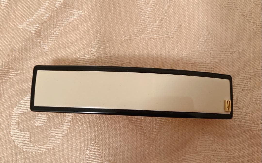 【新品未使用】アレクサンドルドゥパリ　LISERAI　バレッタ