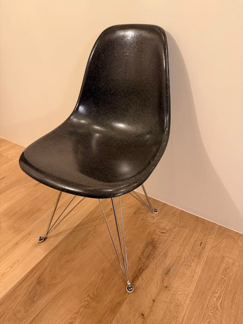 イームズ モダニカ サイドシェルチェア
