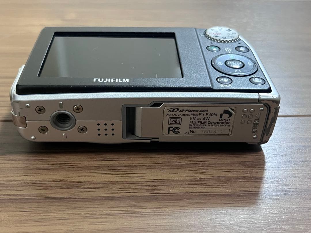 FUJIFILM FINEPIX ファインピクス F40 デジカメ