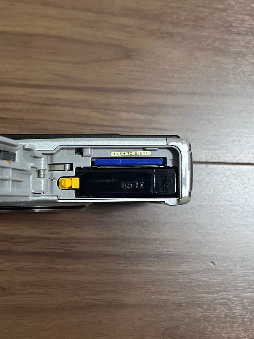 FUJIFILM FINEPIX ファインピクス F40 デジカメ