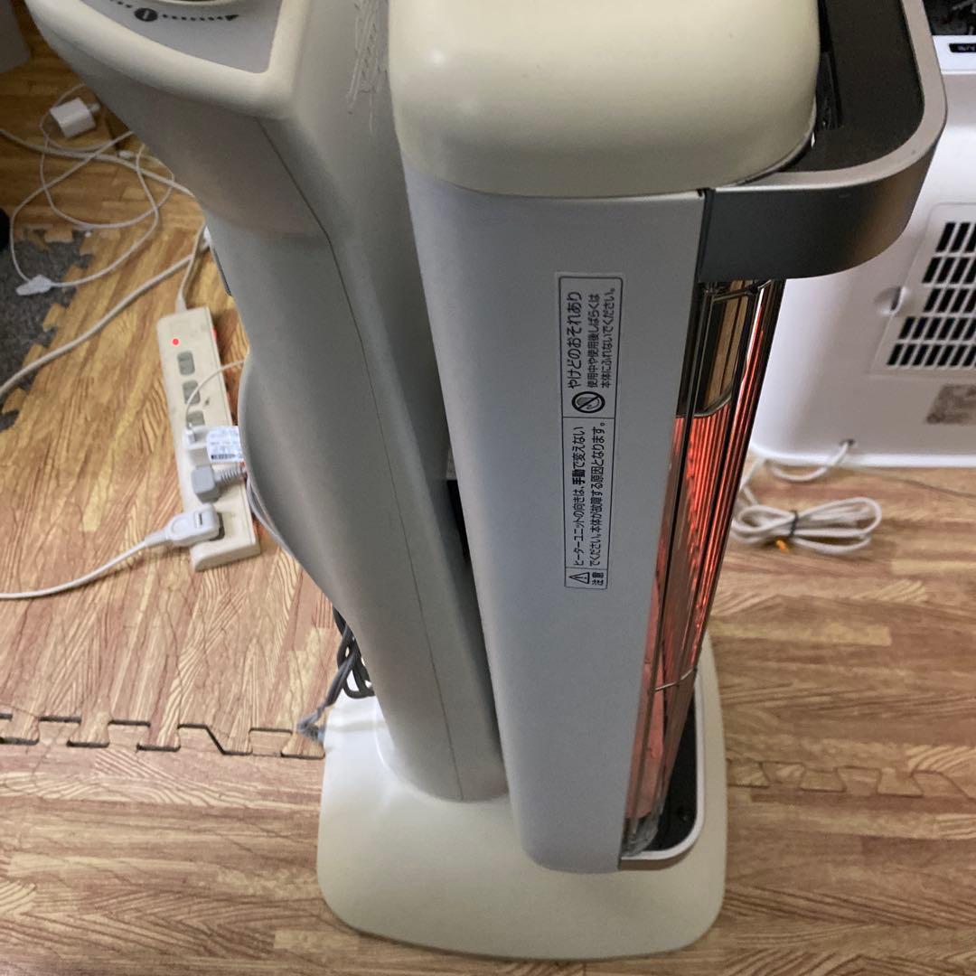 アラジン　AEH-261N グラファイトヒーター2018年製