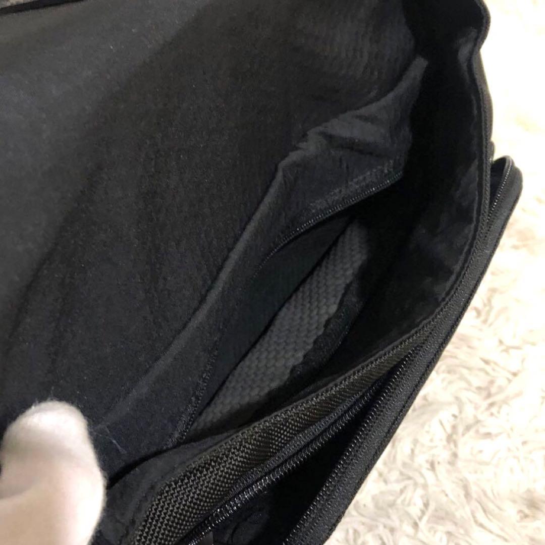 未使用級✨トゥミ　エクスパンダブル ショルダーバッグ 232371D 黒