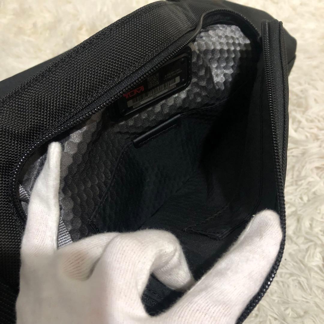 未使用級✨トゥミ　エクスパンダブル ショルダーバッグ 232371D 黒