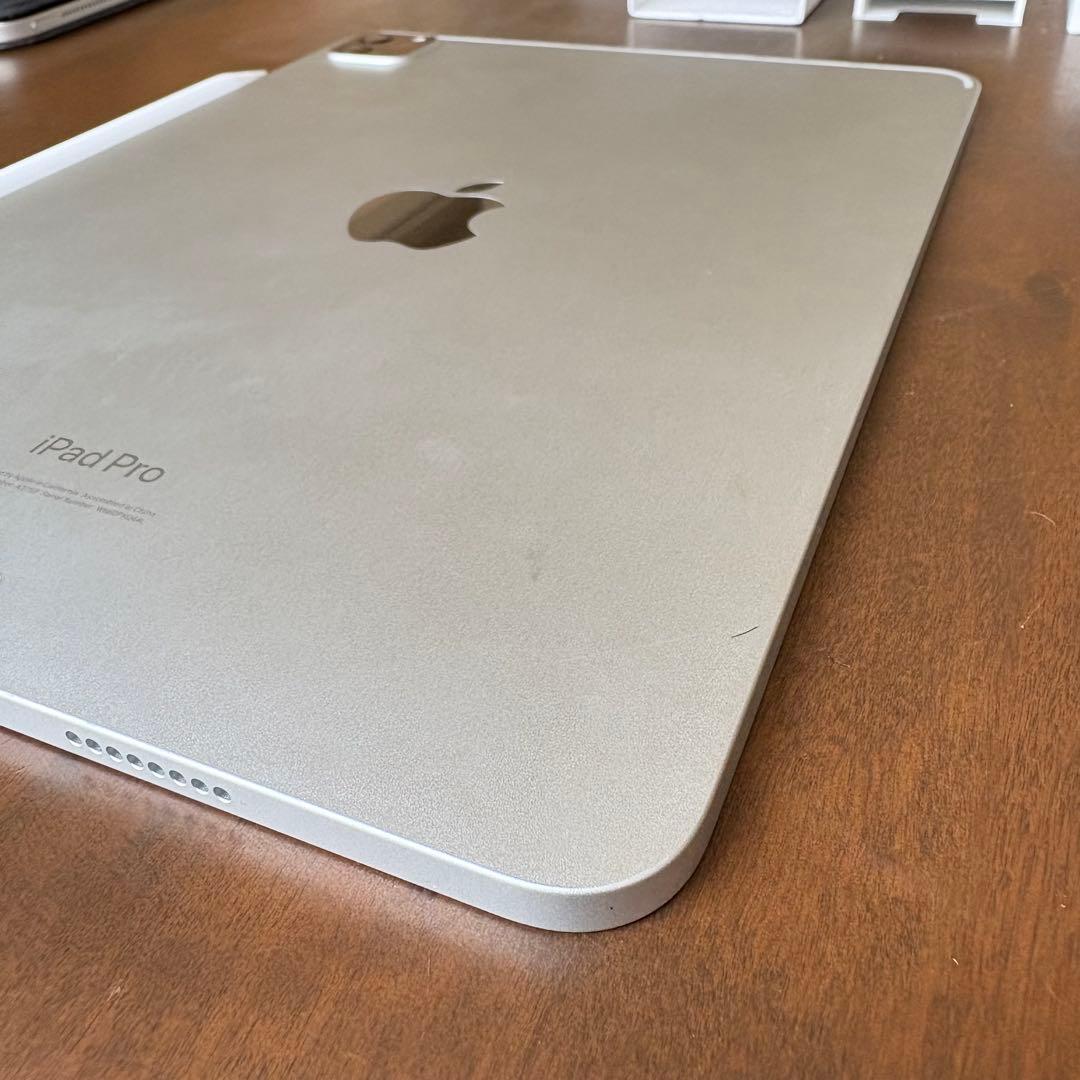 D*g様 iPad pro第4世代 M2 128gb + Apple Penci