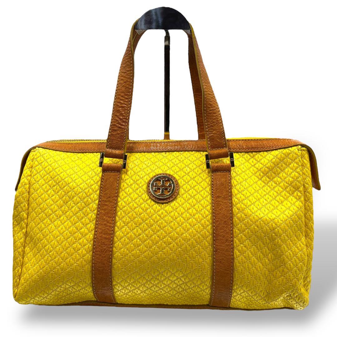 【美品】トリーバーチ　ボストン型トートバッグ　キルティング　ロゴ金具　黄色大容量