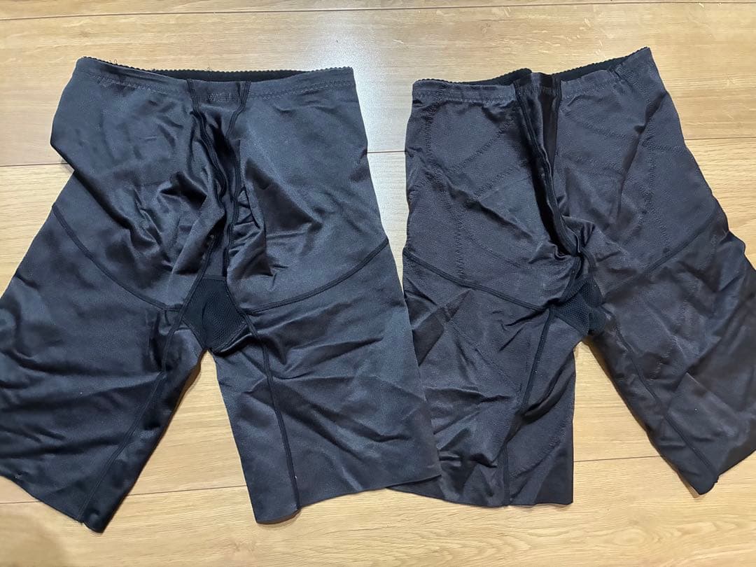 マルコ サラヴィール カリーユ　ロングガードル M64 ブラック　2枚セット