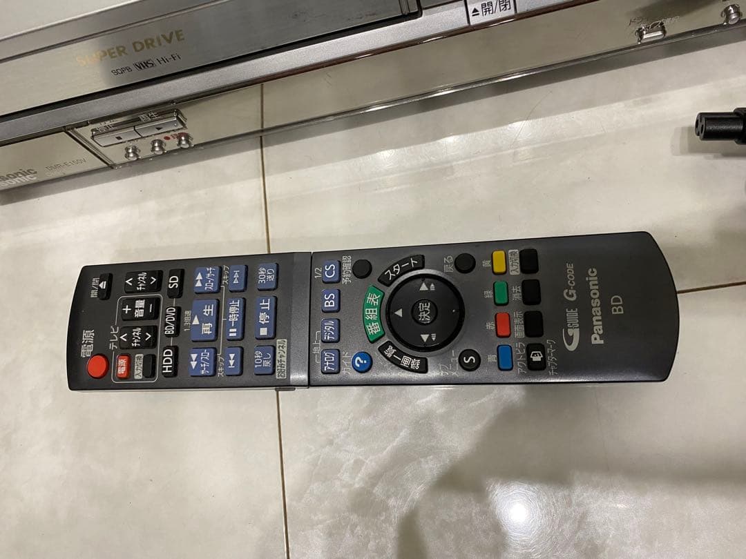 パナソニック VHS.DVDプレーヤー DMR-E150V