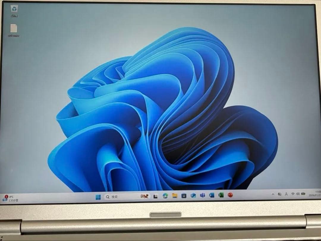 人気の軽量、最速SV9 win11 office2024認証済バッテリー好調