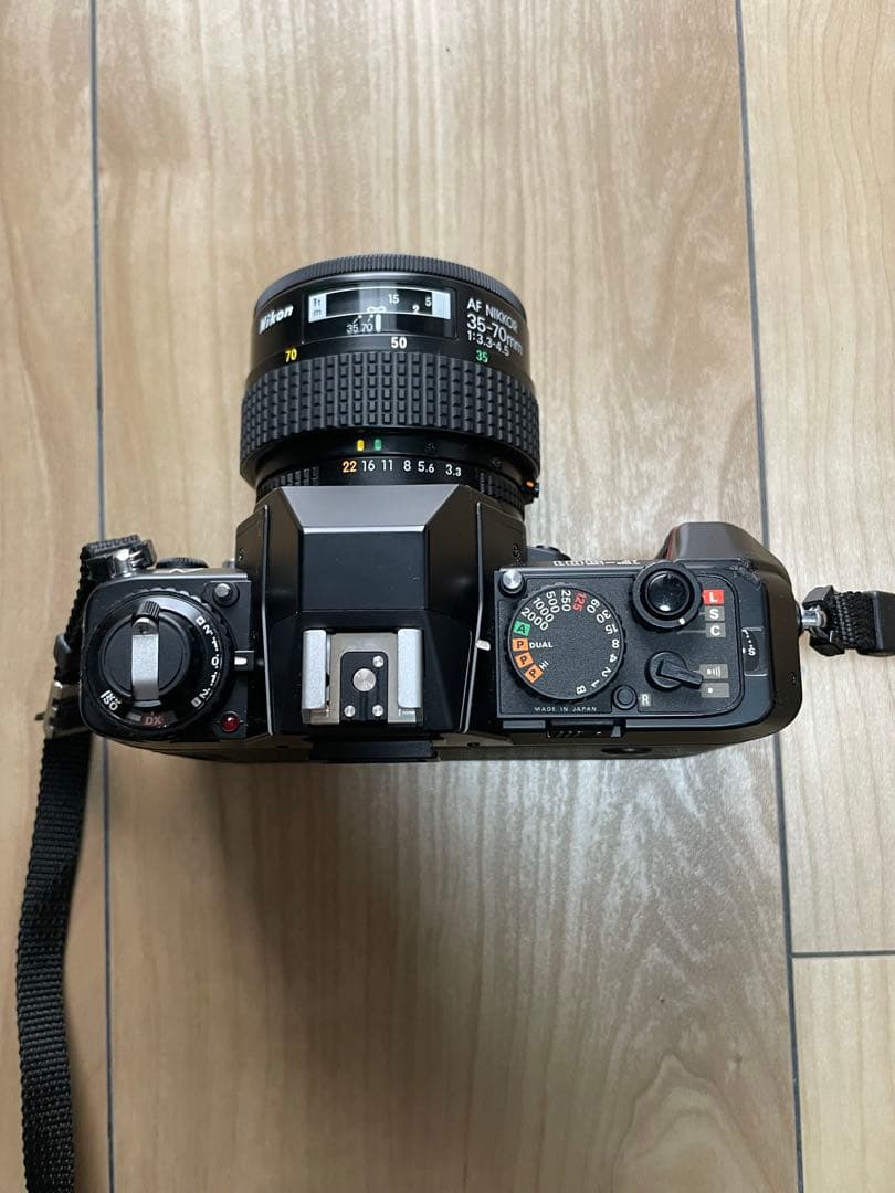 ニコンF501 レンズ30-70ミリF3.3-4.5 純正ベルト付き