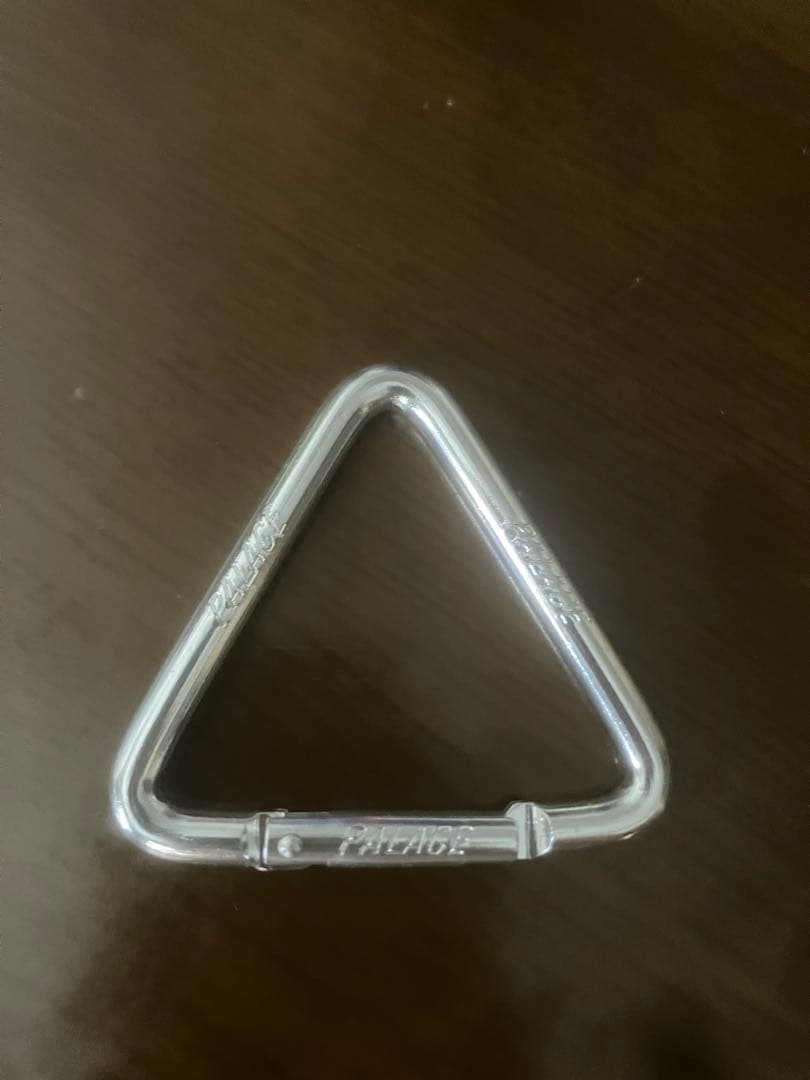 palace カラビナ キーホルダー