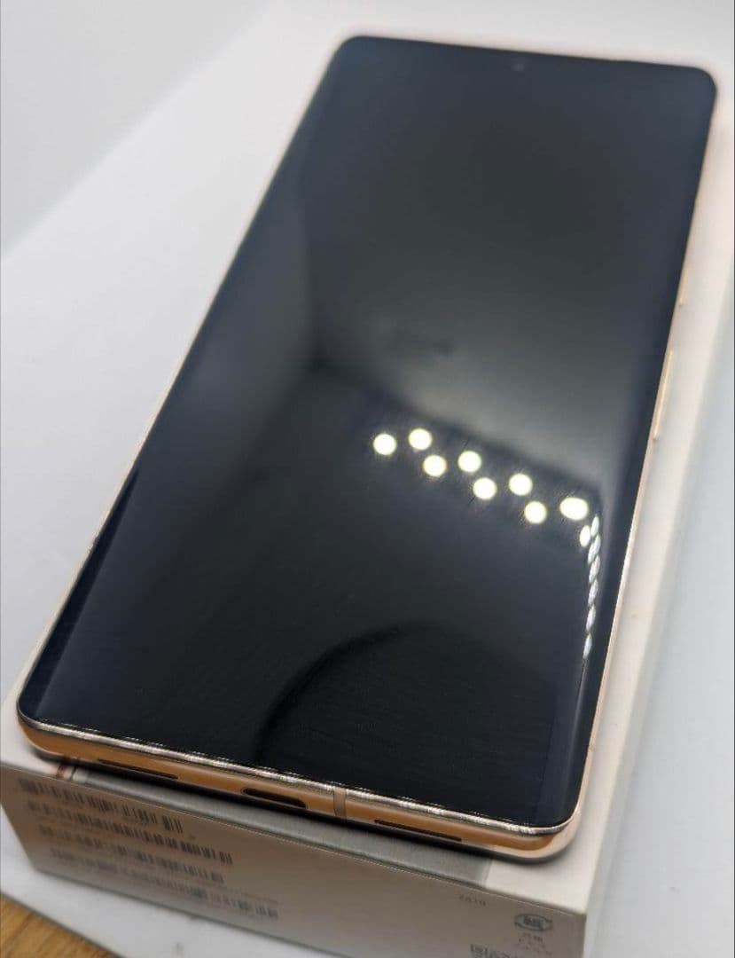 Google Pixel 7 Pro 128GB simフリー ヘーゼル