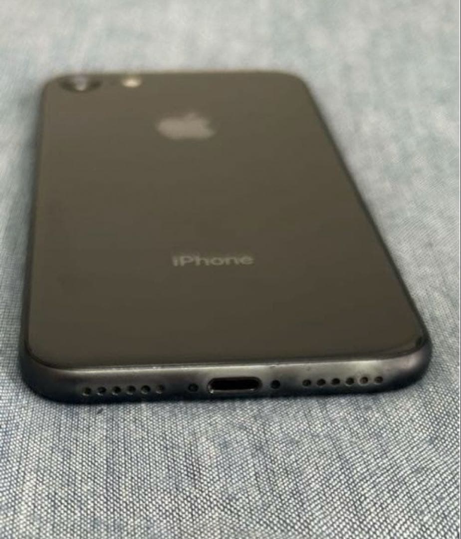 Apple iPhone8 本体 スペースグレイ 64GB