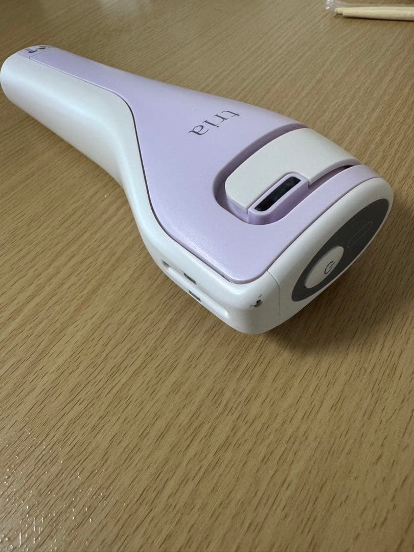 tria トリア　スキンエイジングケアレーザー　 美顔器 レーザー