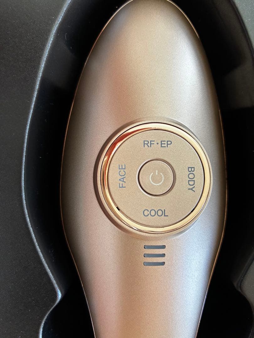 me ラボンエクラ　美顔器