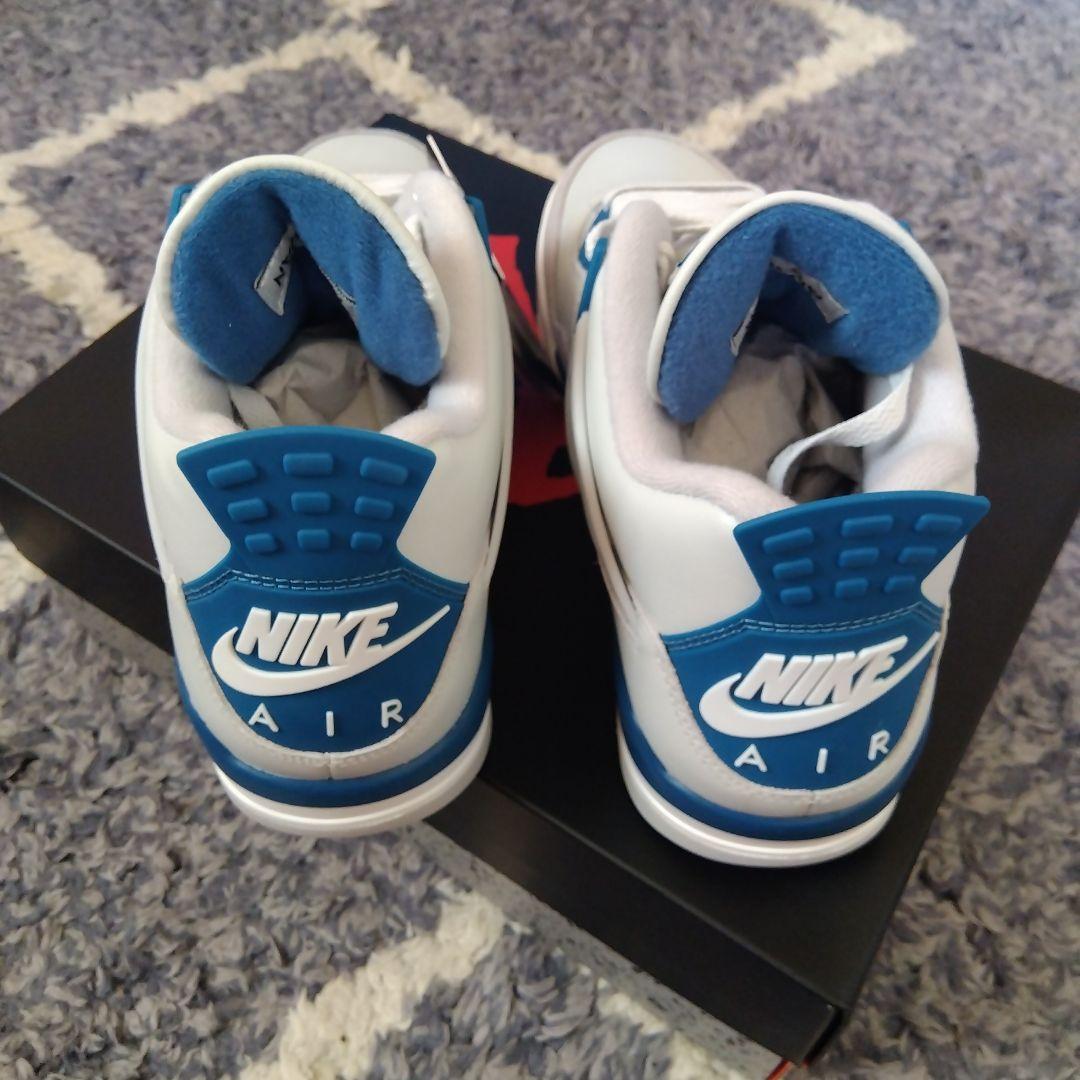 Nike Air Jordan 4 Retro ホワイト/ブルー